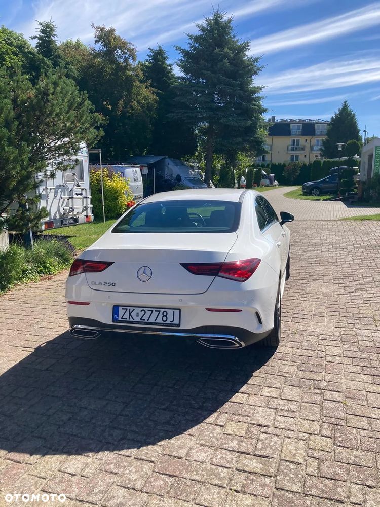 Mercedes-Benz CLA 250 AMG Line 7G-DCT - 10