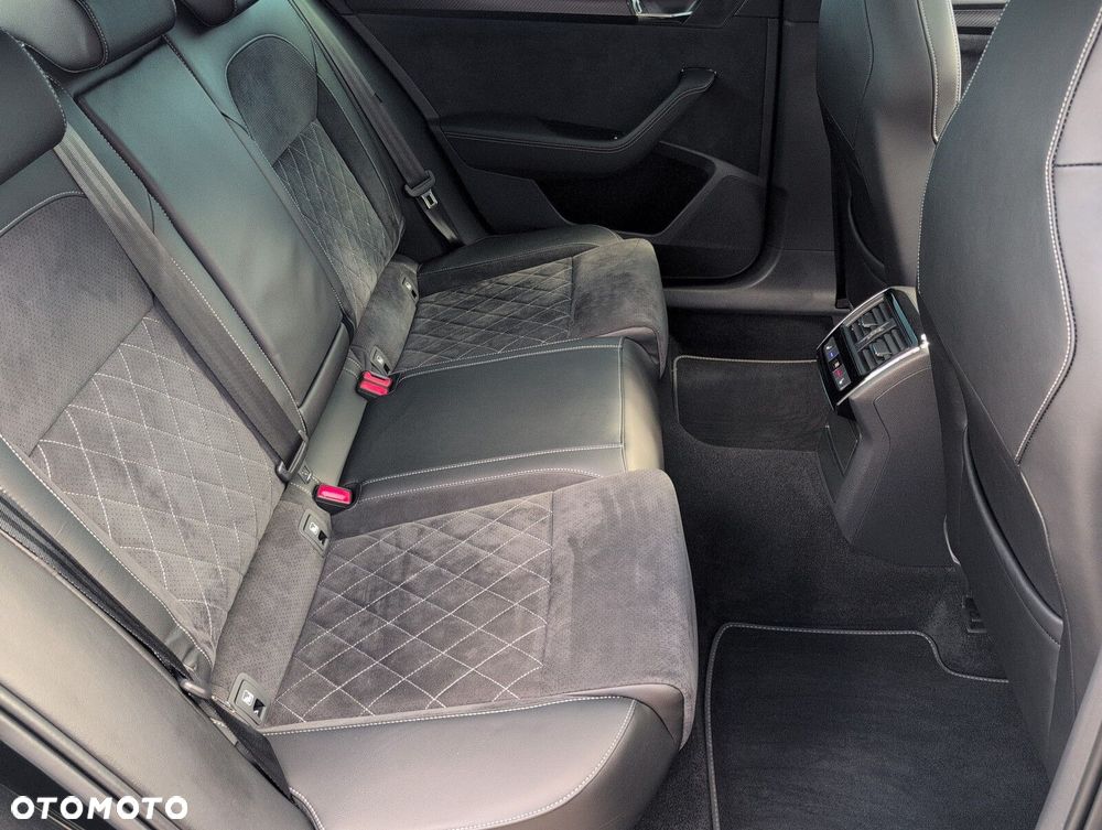 Skoda Superb 2.0 TSI 4x4 Sportline DSG - 13