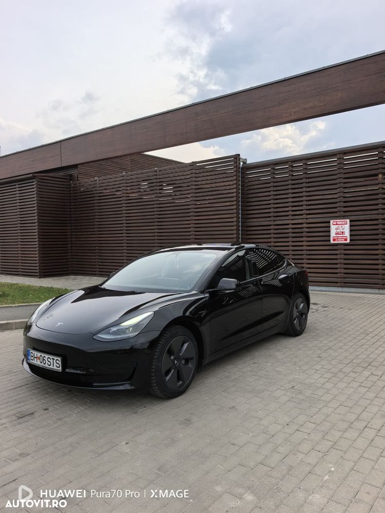 Tesla Model 3 Standard Reichweite Plus Hinterradantrieb - 3