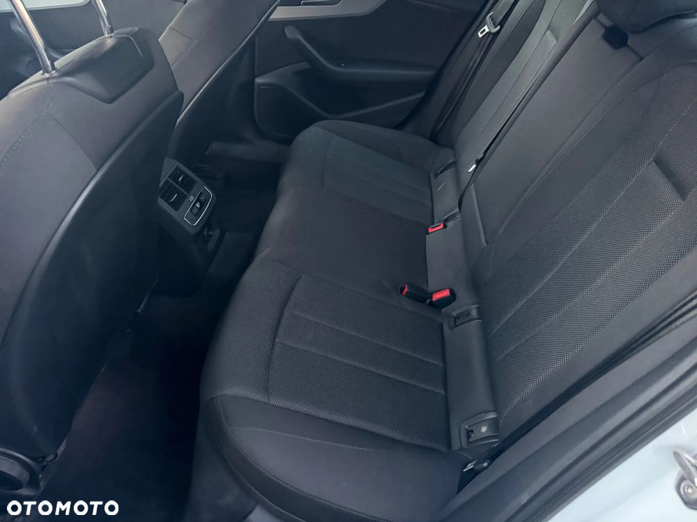 Audi A4 Limousine 35 TFSI mHEV S tronic - 15