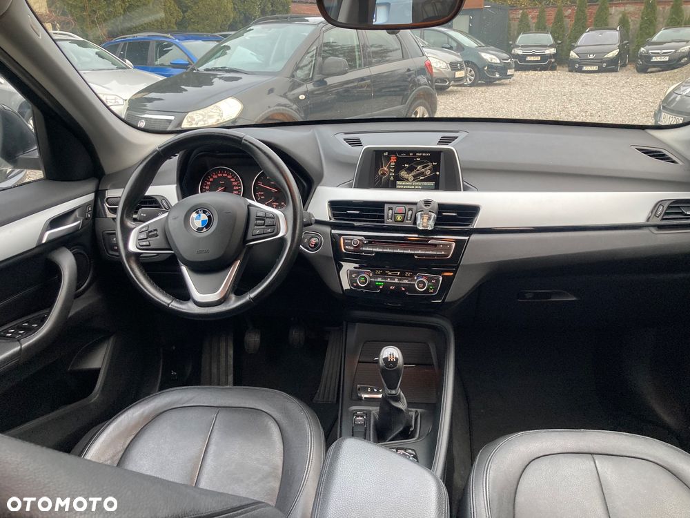 BMW X1 sDrive18d - 13