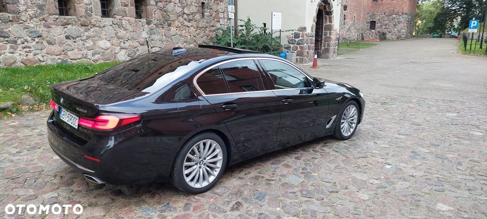 BMW Seria 5 530d Luxury Line - 6