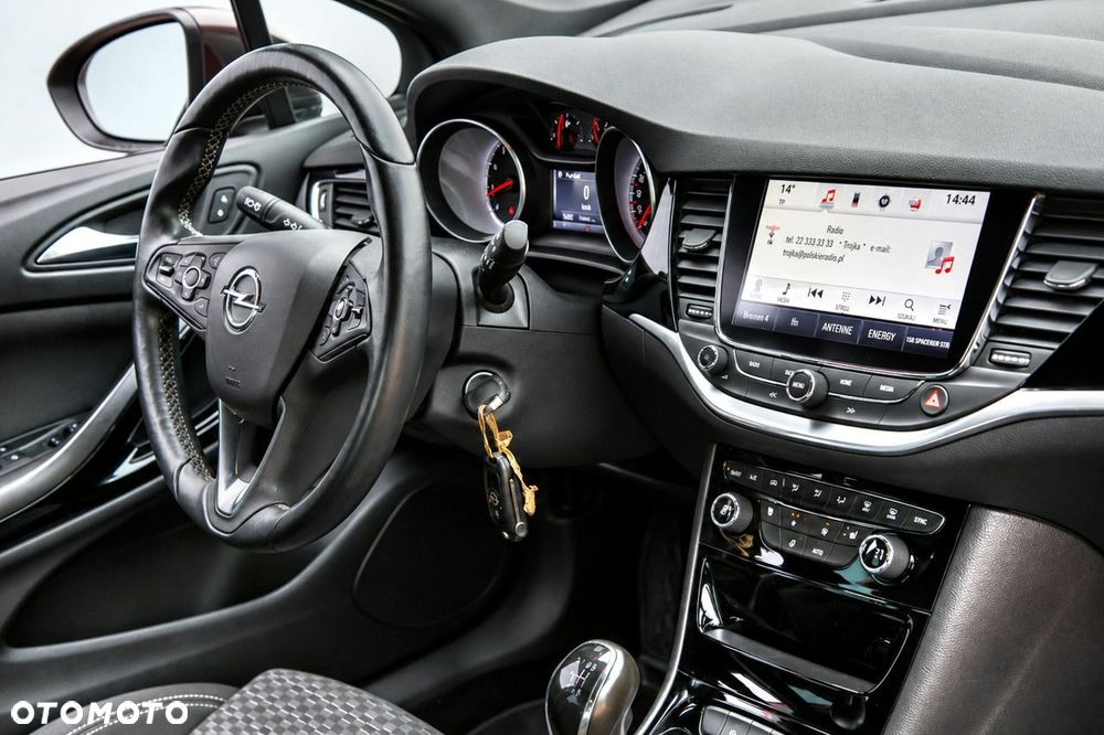 Opel Astra 1.4 T Elite - 16