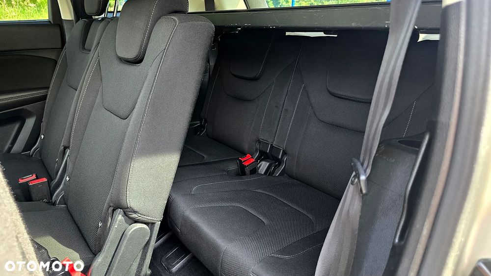 Ford S-Max 1.5 EcoBoost Titanium - 28