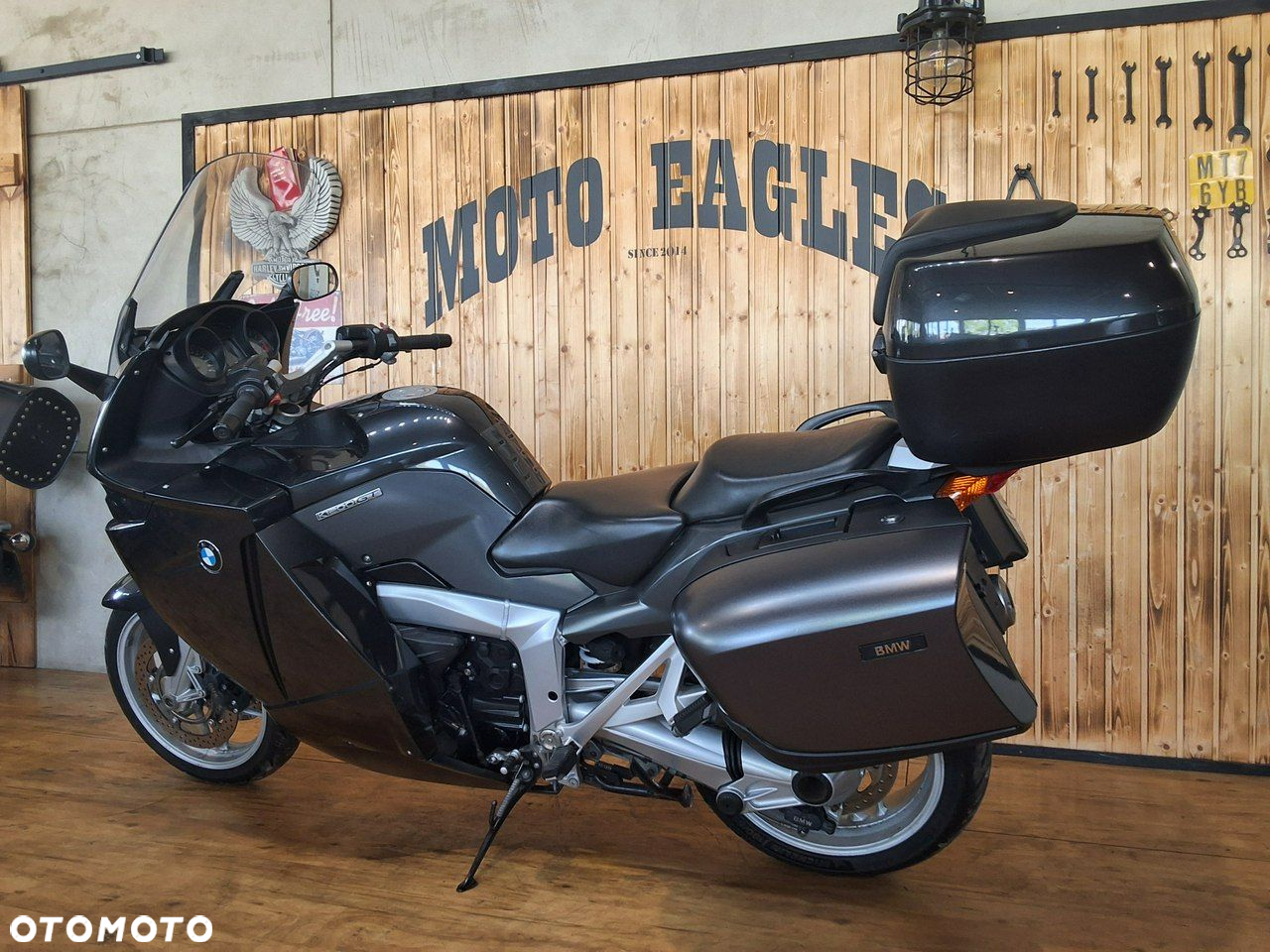 BMW K - 18