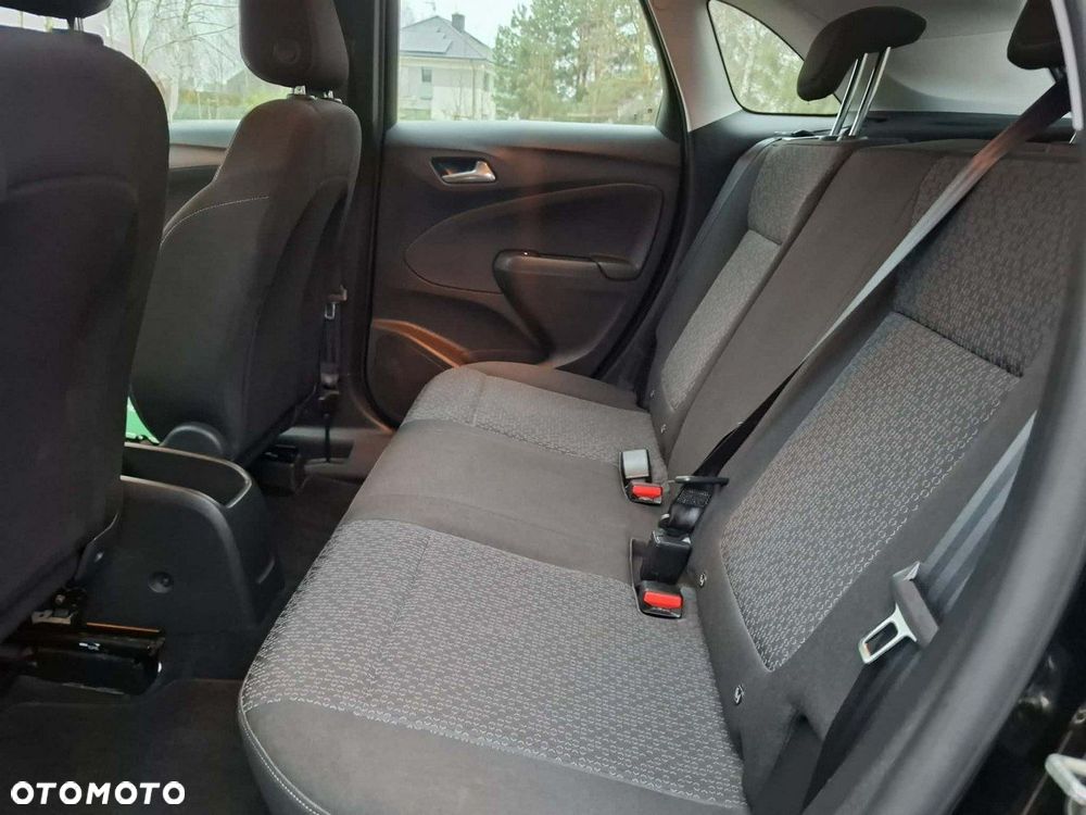 Opel Crossland X - 15