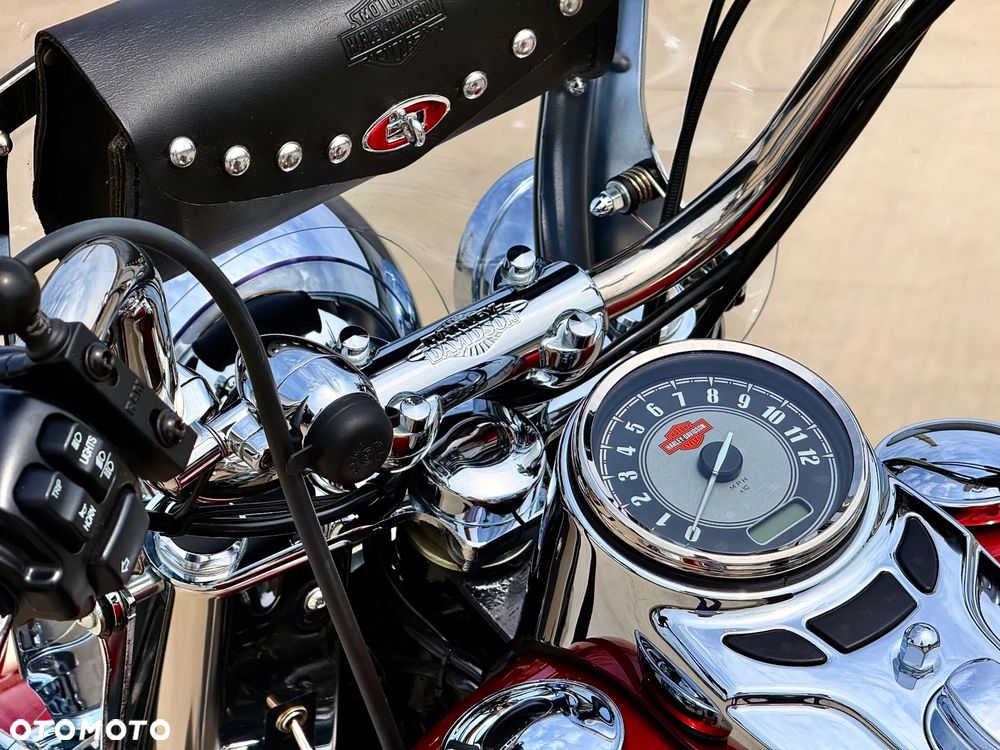 Harley-Davidson Softail Heritage Classic - 37