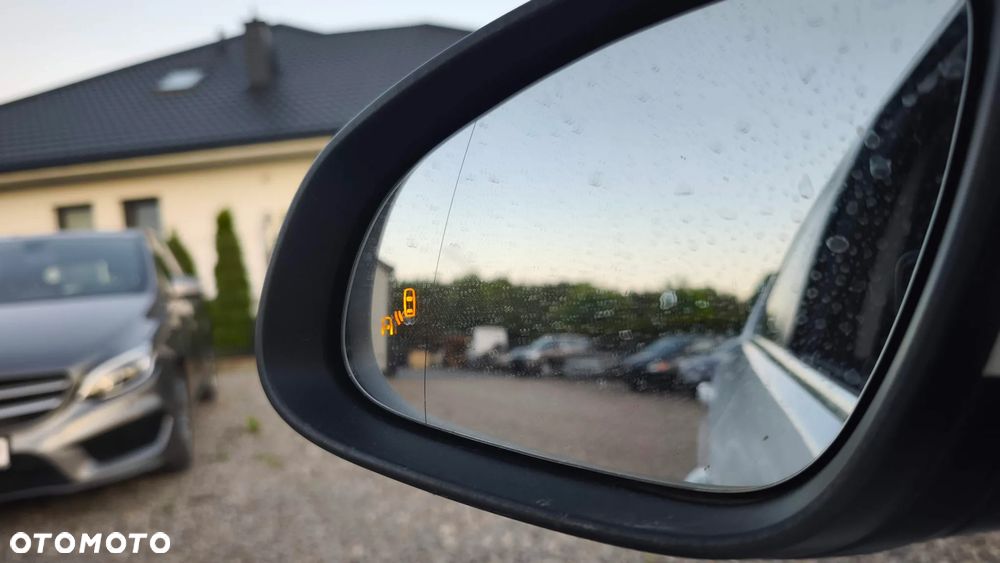 Opel Astra 1.4 T Cosmo S&S - 19