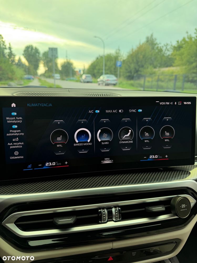 BMW M3 Competition M xDrive - 32