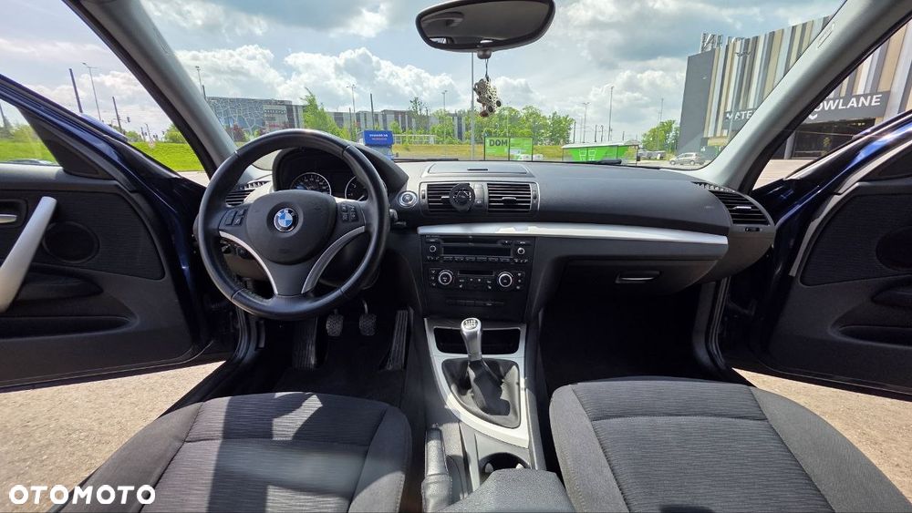 BMW Seria 1 116i - 16
