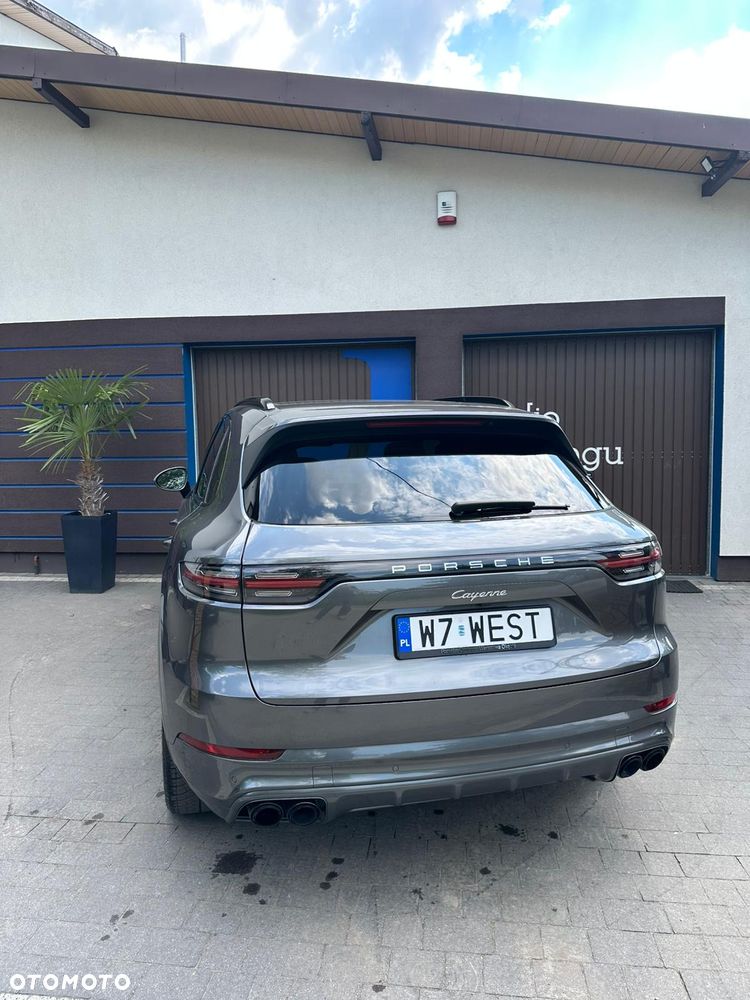 Porsche Cayenne Platinum Edition - 6