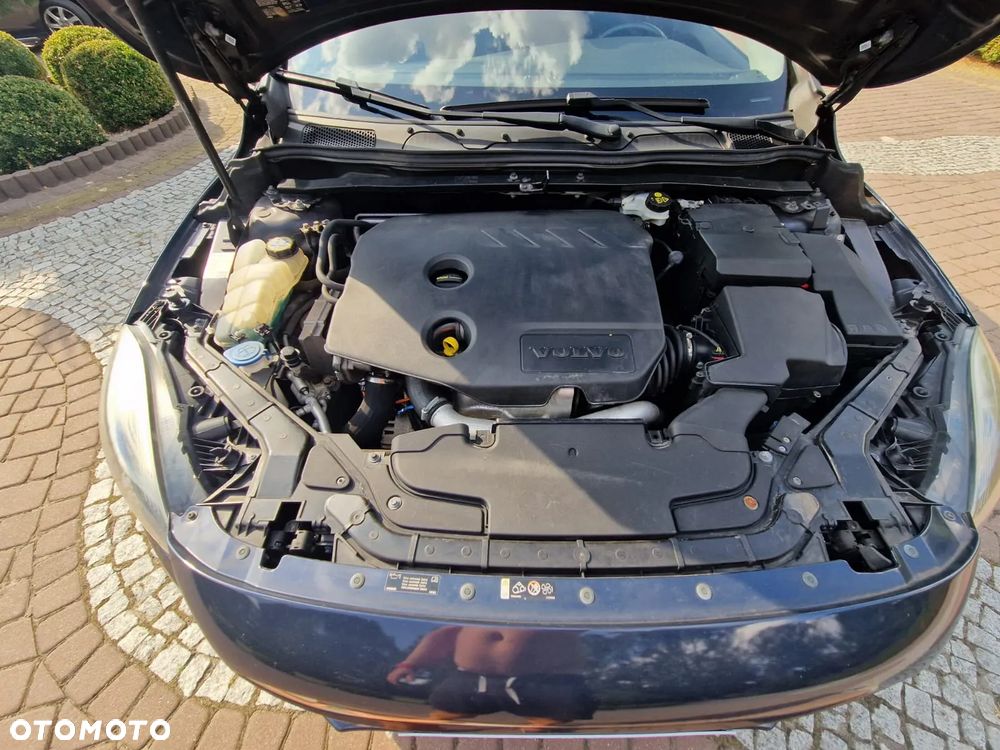 Volvo V40 D2 Kinetic - 25