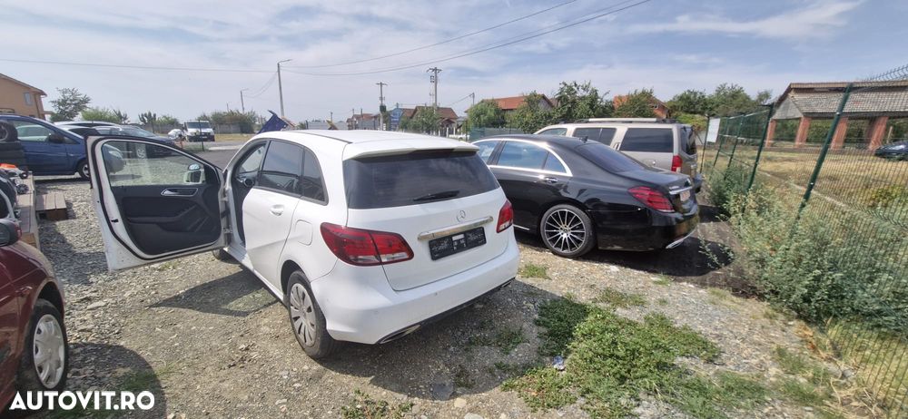 Mercedes-Benz B 220 - 9