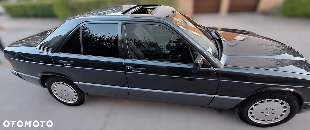 Mercedes-Benz W201 (190) - 29