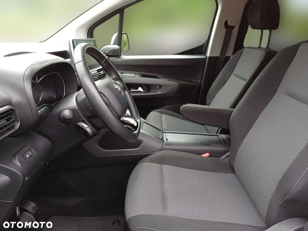 Toyota Proace City Verso 1.2 D-4T Family - 13