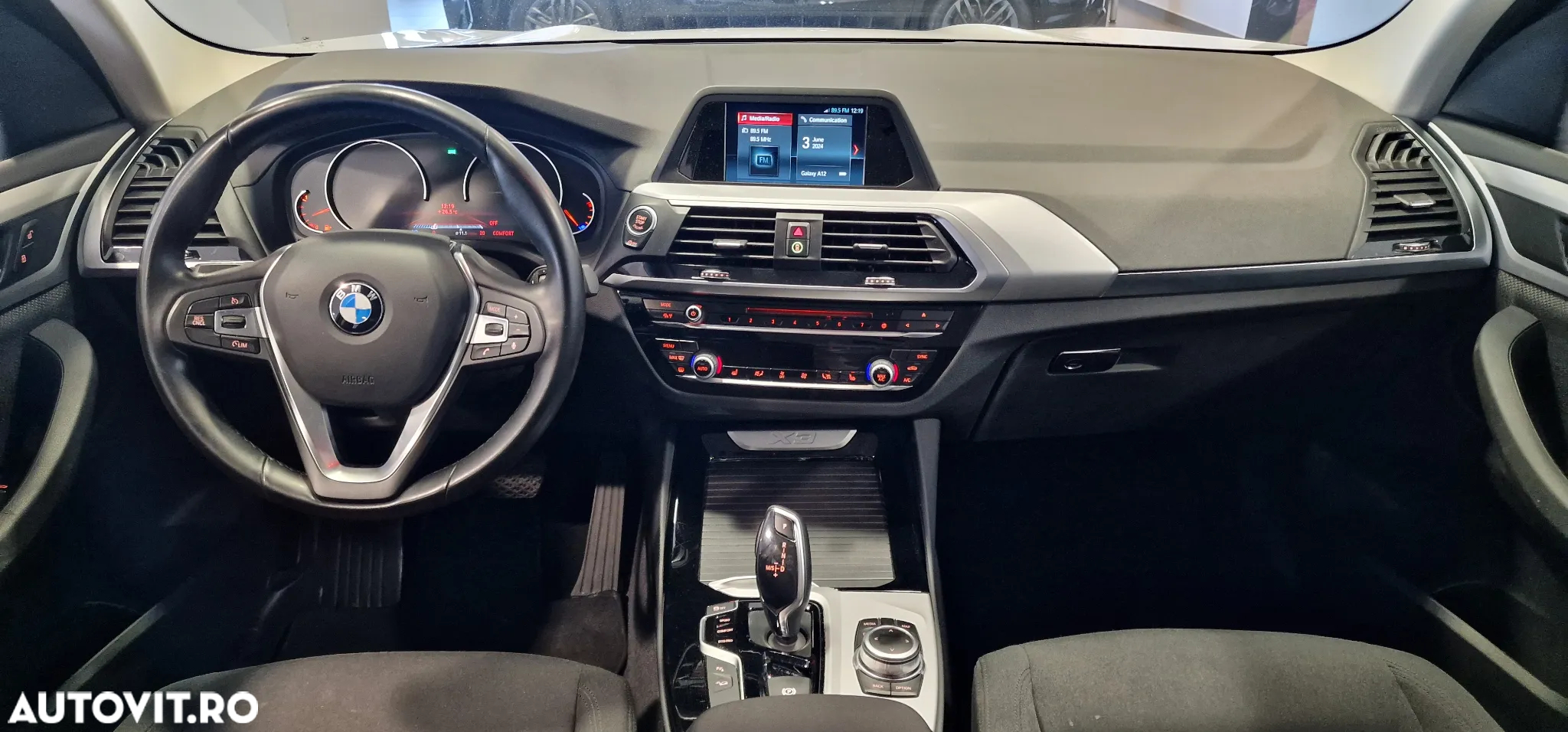 BMW X3 xDrive20i AT - 10