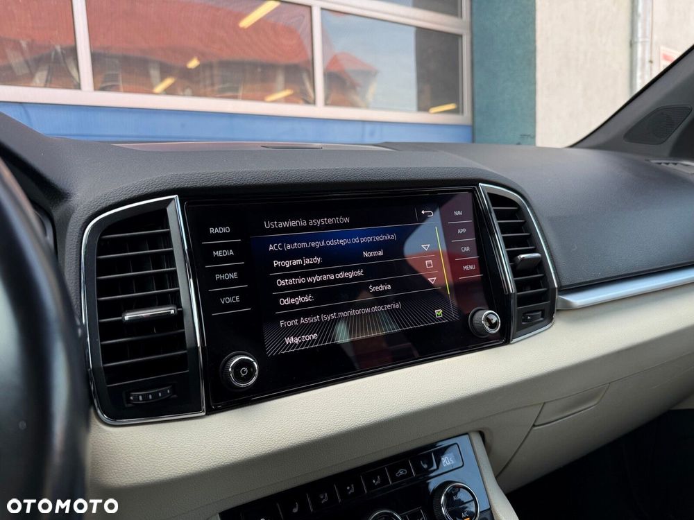 Skoda Karoq 1.5 TSI ACT 4x2 Style - 19