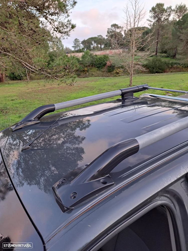 Nissan Navara 2.5 dCi CD XE - 11