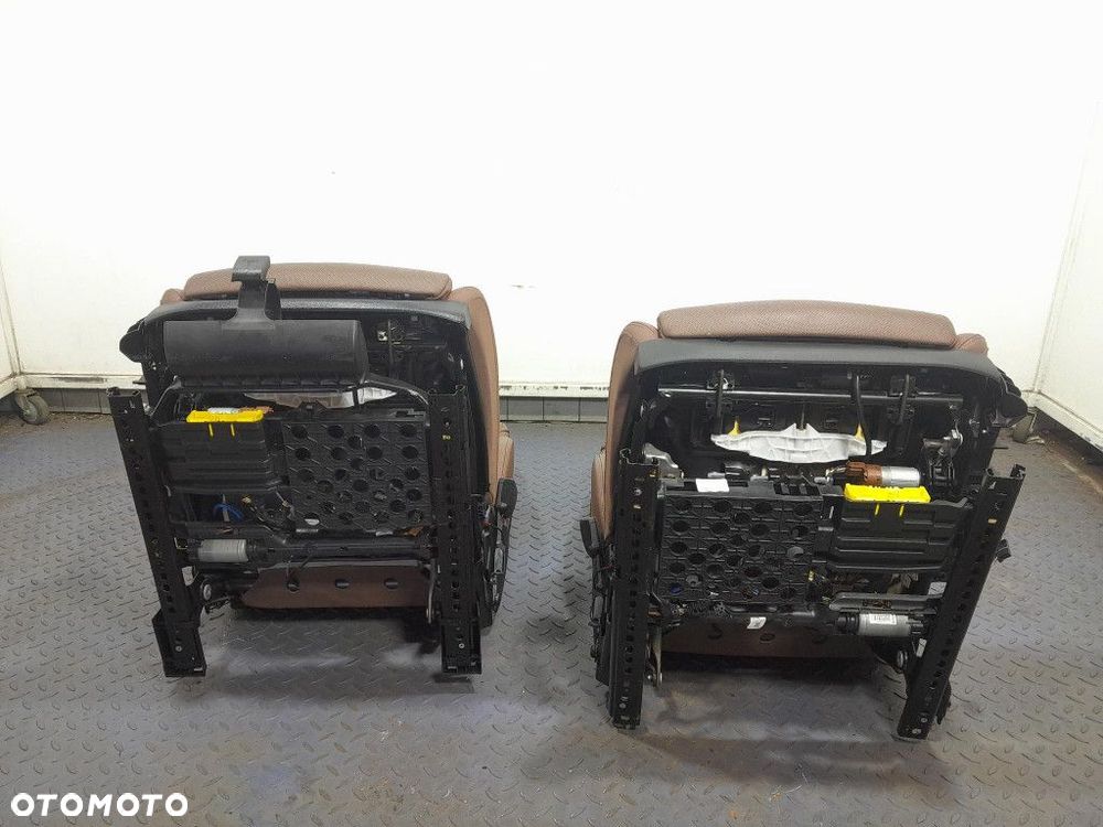BMW X7 G07 FOTELE KANAPA SIEDZISKO III RZĄD EU KOMPLET - 11
