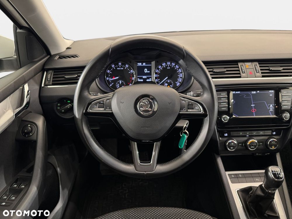 Skoda Octavia - 16