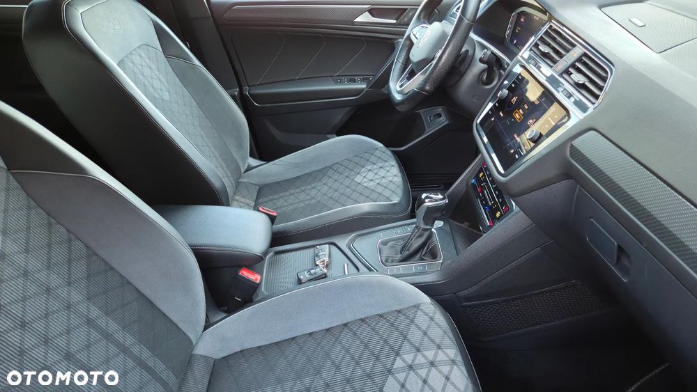 Volkswagen Tiguan Allspace 2.0 TDI R-Line DSG - 17