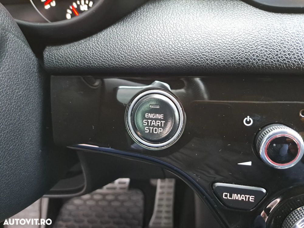 Kia Sportage - 10