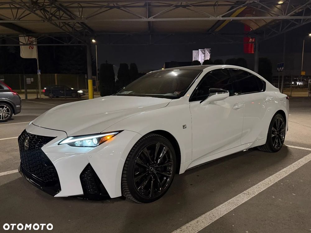 Lexus IS - 24