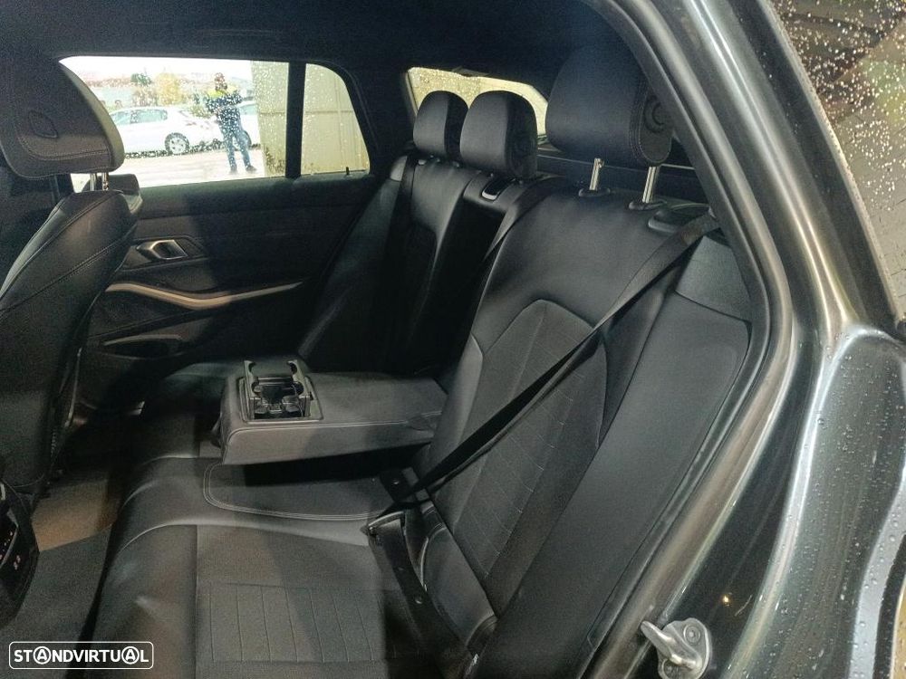 BMW 320 e Corporate Edition Auto - 8