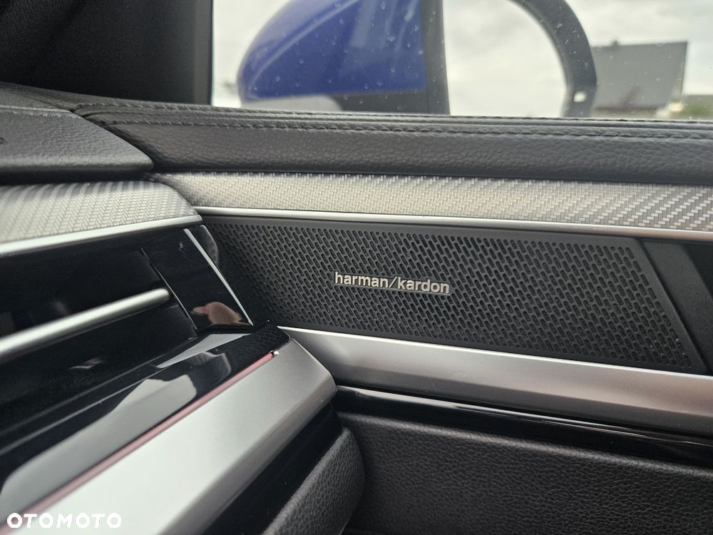 Volkswagen Arteon 2.0 TDI SCR DSG R-Line - 35