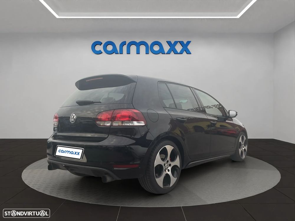 VW Golf 2.0 GTI - 6