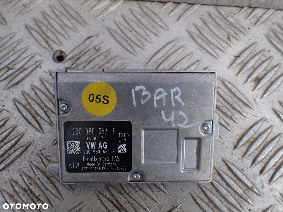 KAMERA ASYSTENT PASA VW SEAT 2Q0980653B RADOM - 1
