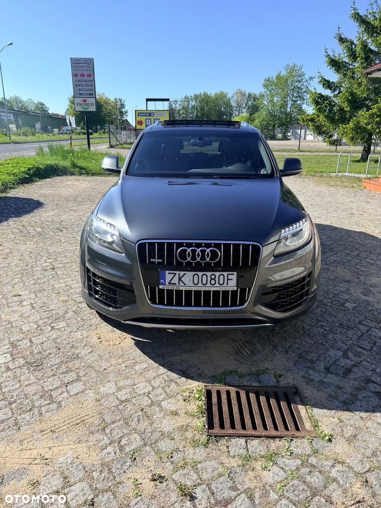 Audi Q7 - 1