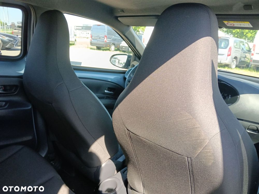 Toyota Aygo X 1.0 VVT-i Style CVT - 12