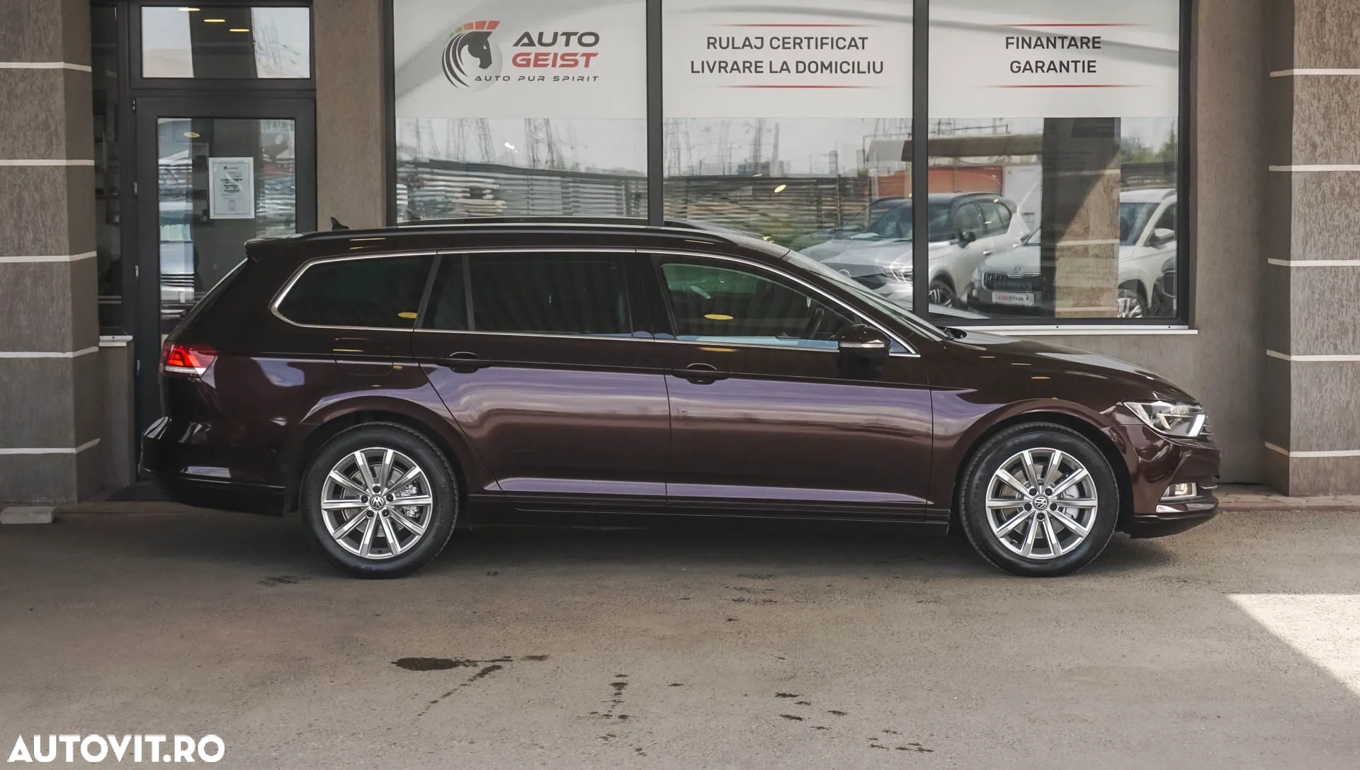Volkswagen Passat Variant 2.0 TDI DSG Comfortline - 4