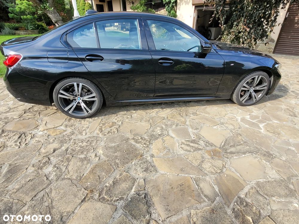BMW Seria 3 320d M Sport - 2
