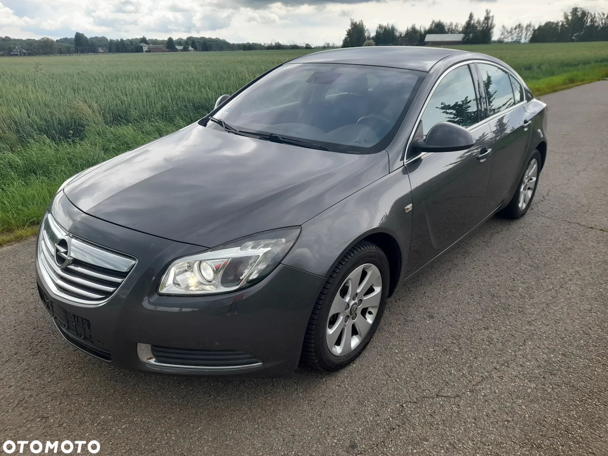 Opel Insignia - 1