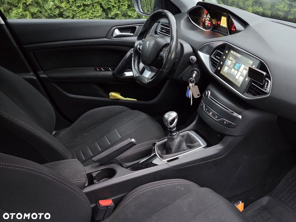 Peugeot 308 1.6 BlueHDi Active S&S - 5