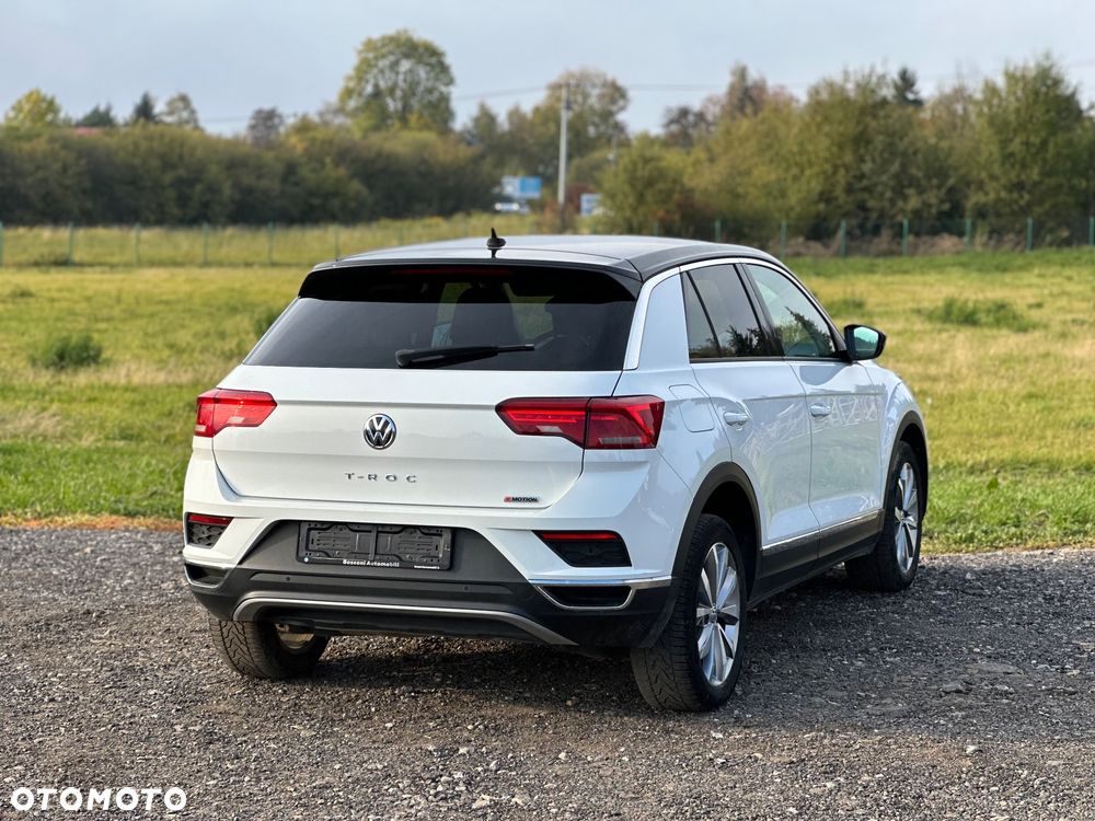 Volkswagen T-Roc - 14