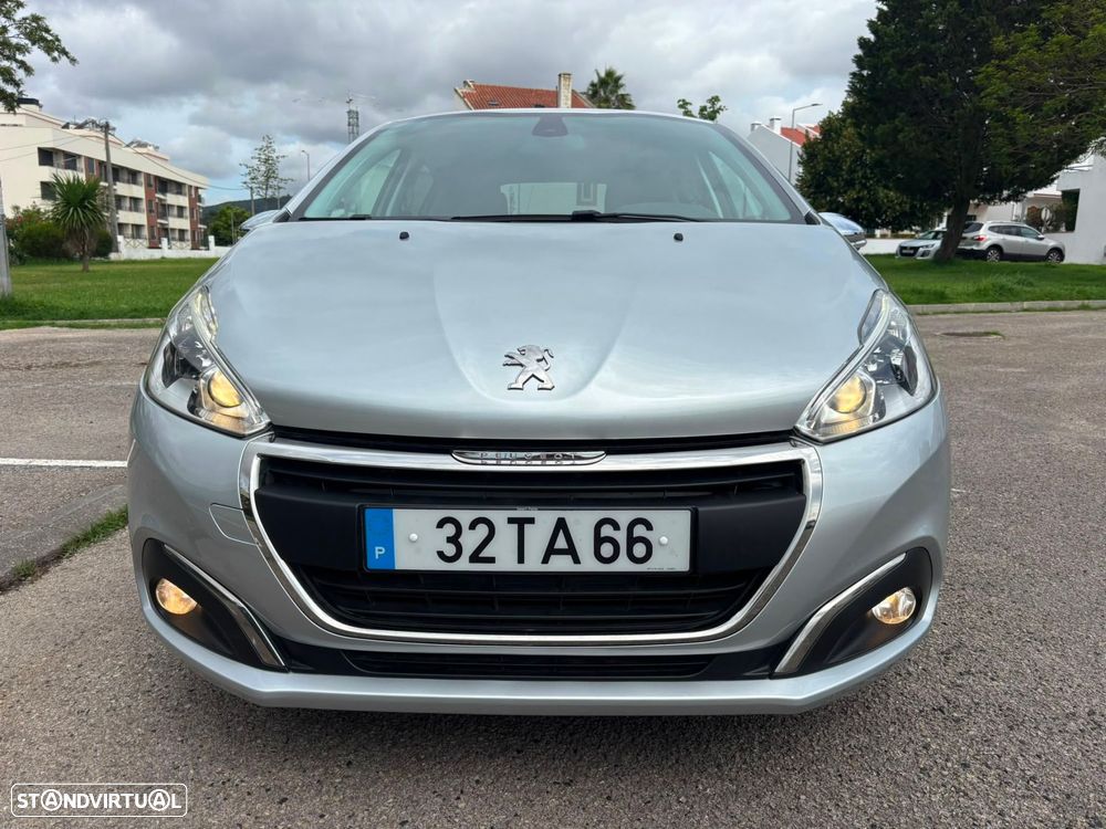 Peugeot 208 1.2 PureTech Style - 4