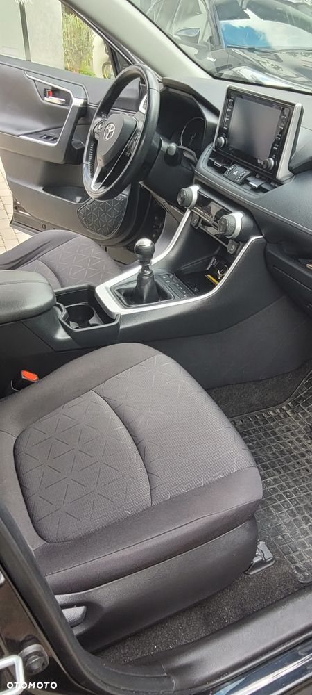 Toyota RAV4 2.0 Active 4x2 - 21