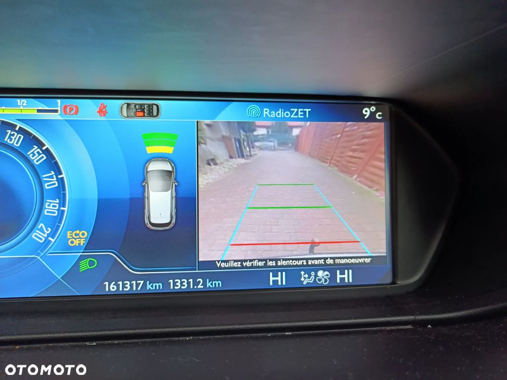 Citroën C4 Picasso e-HDi 115 Exclusive - 29