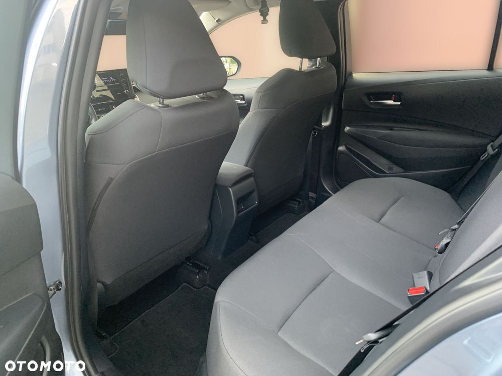 Toyota Corolla 1.6 Active EU6 - 12