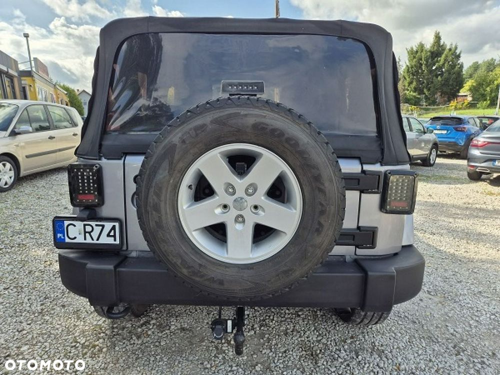 Jeep Wrangler - 4