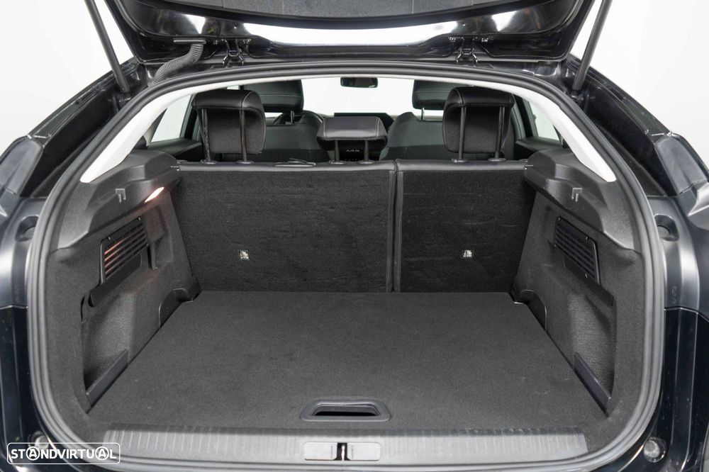 Citroën C4 1.2 PureTech Shine EAT8 - 14