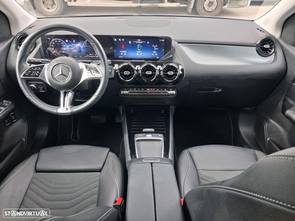 Mercedes-Benz B 250 e - 36