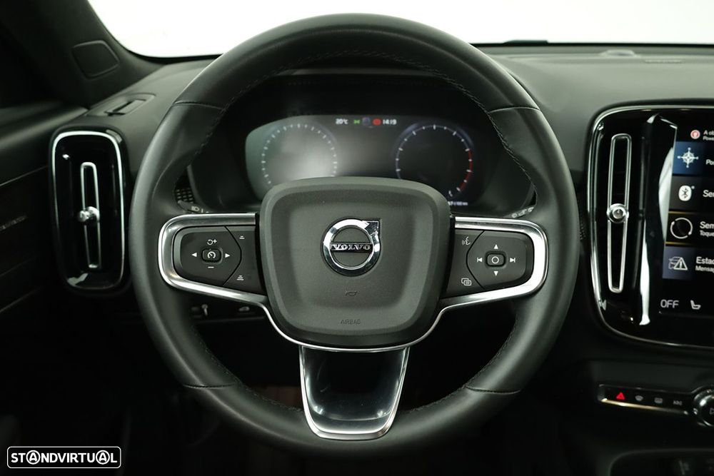 Volvo XC 40 1.5 T2 Plus Dark Auto - 14