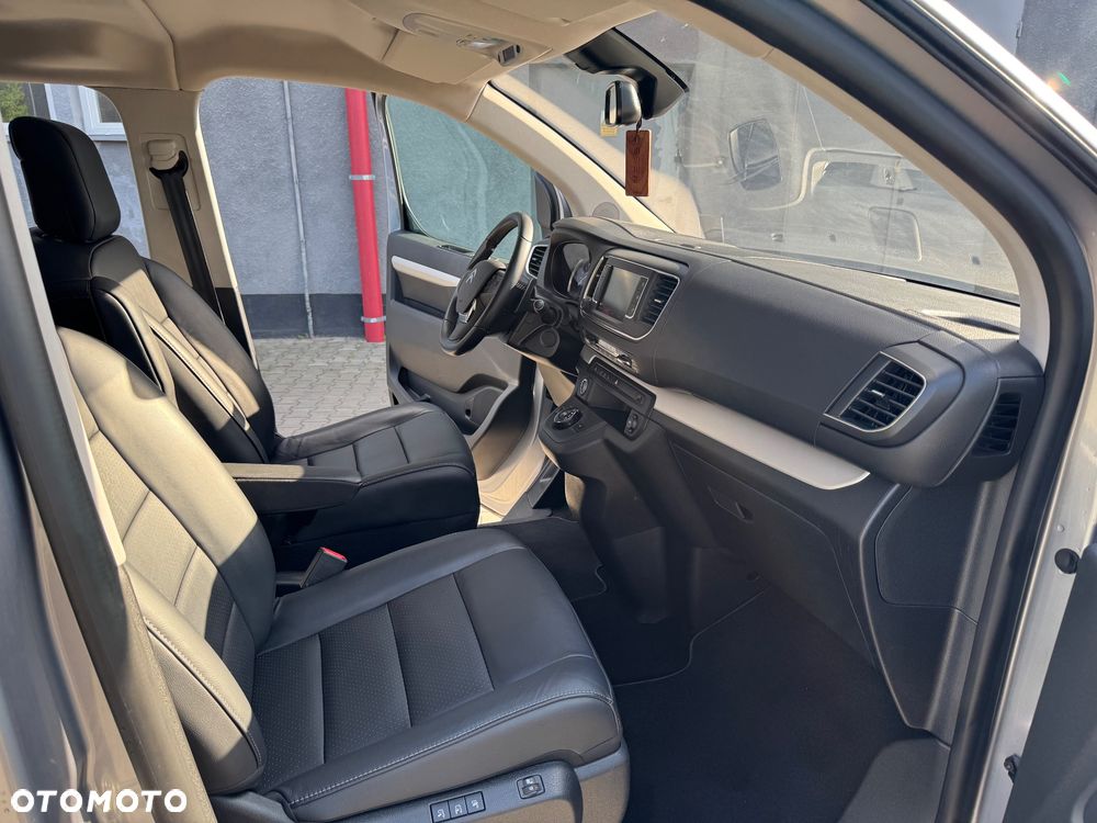Toyota Proace Verso 2.0 D4-D Long VIP - 21