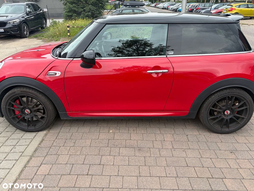 MINI John Cooper Works - 4