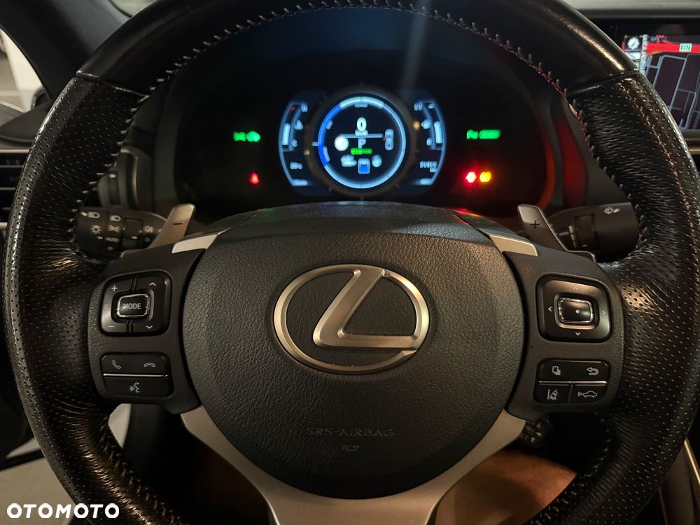 Lexus IS 300h F Sport - 19