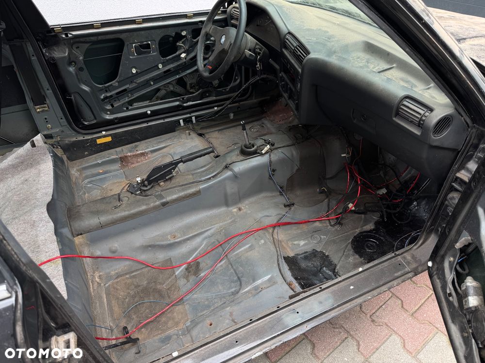 BMW Seria 3 - 16
